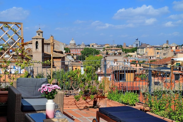 Apartment, 2 Bedrooms | Terrace/patio