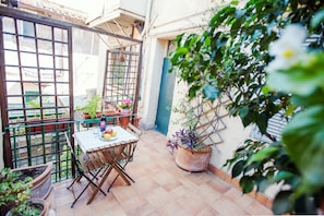 Leilighet, 2 soverom | Terrasse/patio
