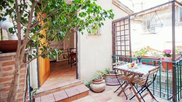 Apartment, 2 Bedrooms | Terrace/patio