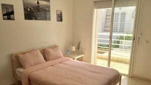 Double Room, Balcony