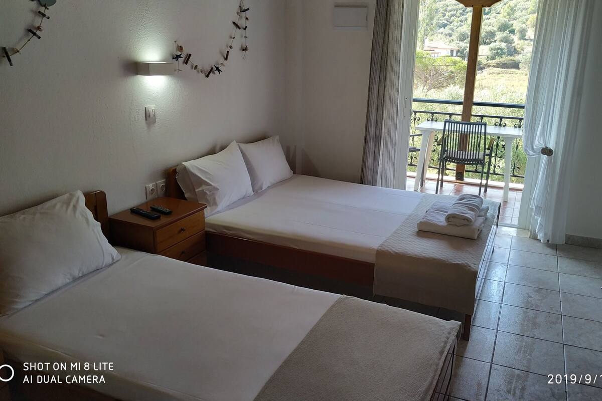 Wifi gratis y ropa de cama