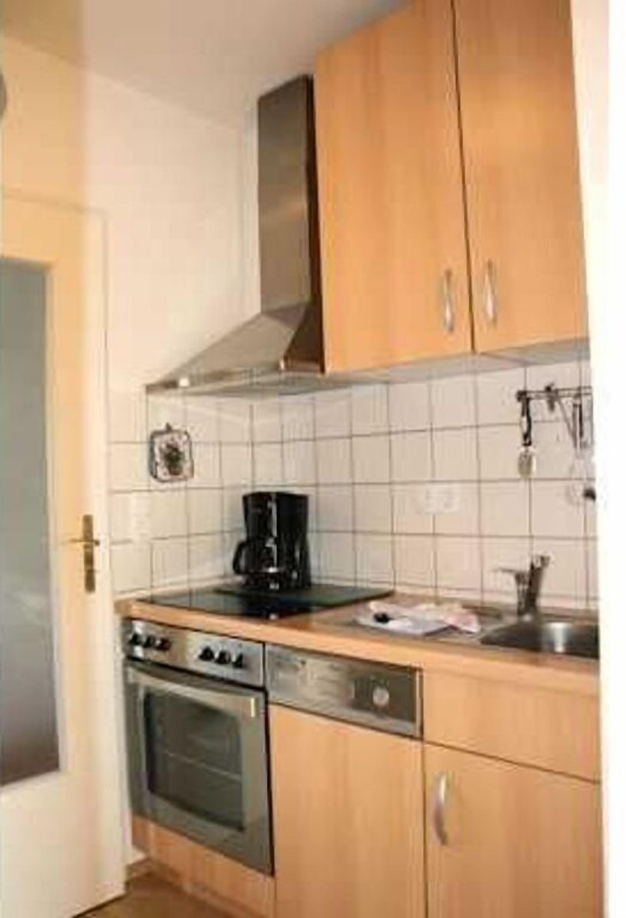 Geladeira, fogão, lava-louças