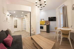 Studio Suite, Balcony (14)