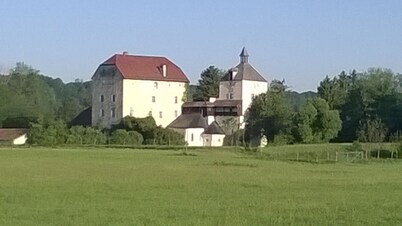 Vacation apartment- 5 persons, 120sqm, 2 bedrooms, east-facing balcony, fireplace