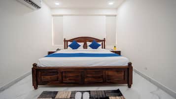 Deluxe kamer | Een kluis op de kamer, individueel gedecoreerd, individueel gemeubileerd