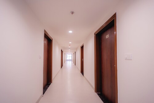 Hotel Sugandh Retreat - Hostel