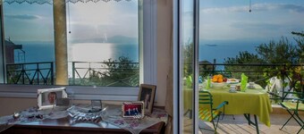 Verga Majestic Sunsets - Villa Close to the Beach