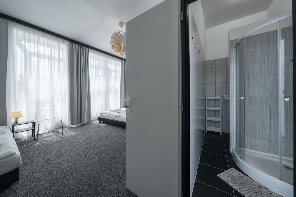 Desk, blackout curtains, free WiFi, bed sheets