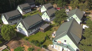 Unclassified image, 4 of 13, button