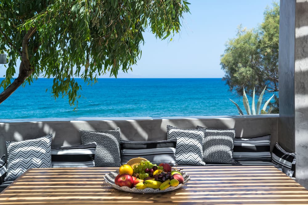 Damma Beachfront Luxury Villa - Παχειά Ανάφης
