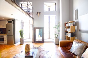 Comfort Apartment, 1 Bedroom | 1 bedroom, premium bedding, desk, iron/ironing board
