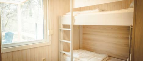 2 chambres, lit parapluie