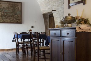 Petit déjeuner composé de spécialités régionales compris tous les jours