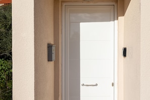 Property entrance - Sunset Serenity - Kardamili Seaside Getaway (West Mani)