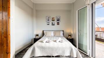 3 habitaciones, escritorio, tabla de planchar con plancha y wifi gratis
