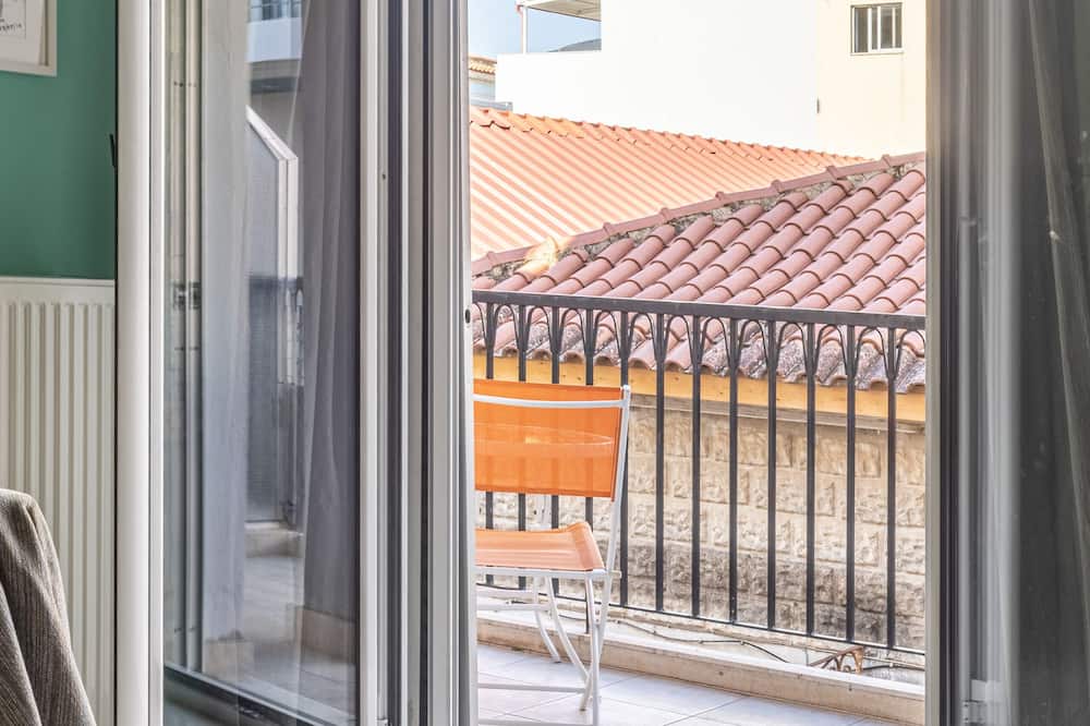 Erika's Oasis - Stylish Living in the Heart of History - Ασπρόχωμα