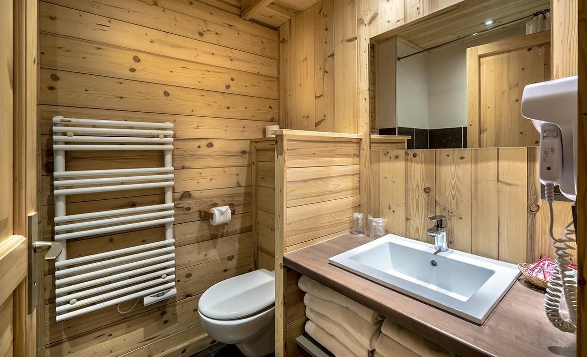 standard studio (4 pers) | bathroom | free toiletries, hair dryer
