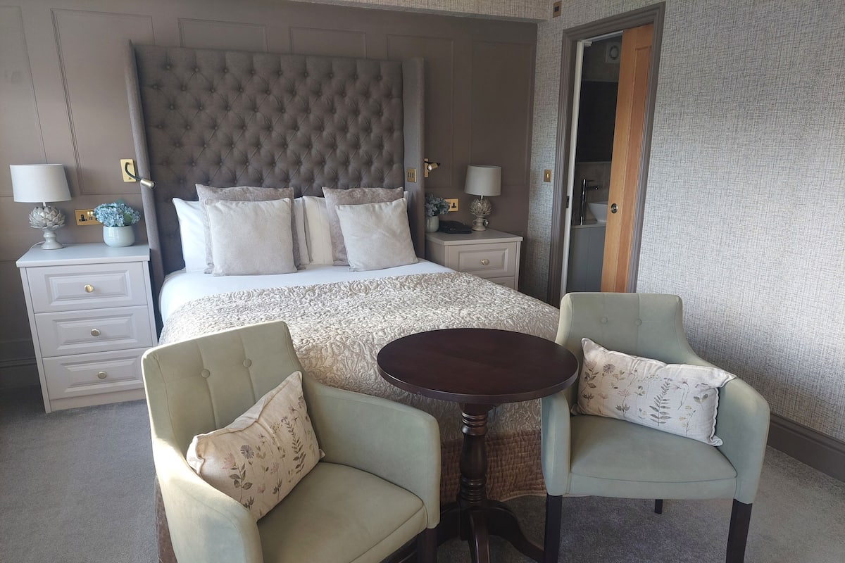 Superior King Size Room | Allergivenligt sengetøj, individuelt design, individuel indretning