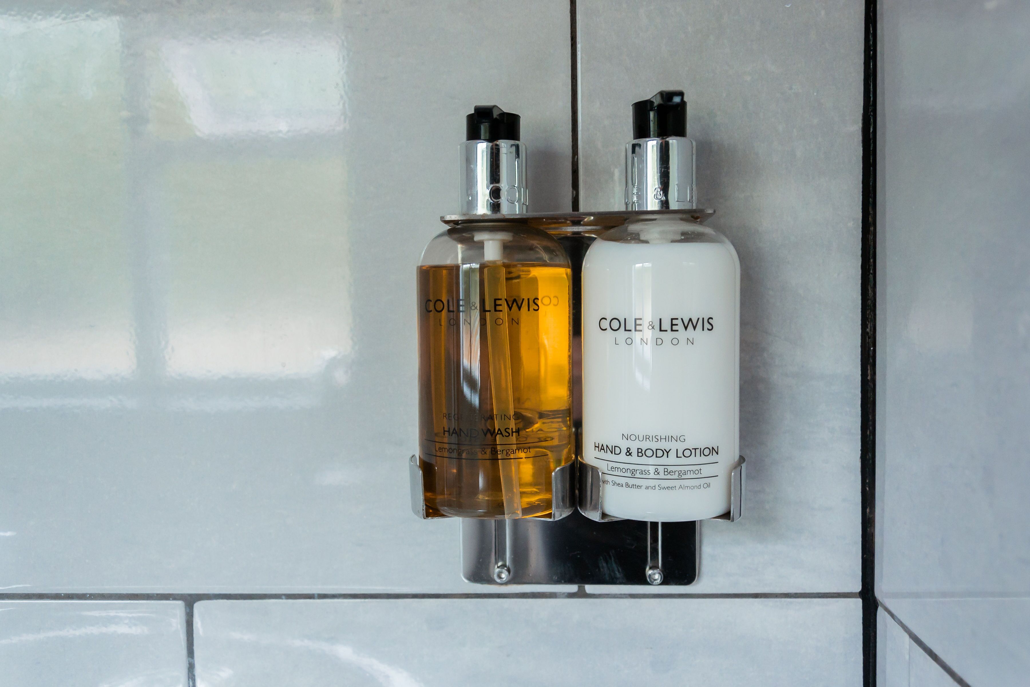 standard double room (ground floor) | bathroom | separate bathtub and shower, free toiletries, hair dryer, heated floors