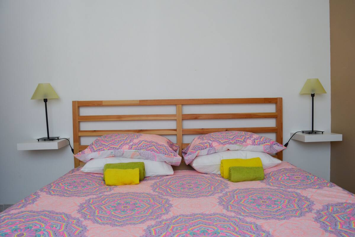 4 bedrooms, in-room safe, free WiFi, bed sheets