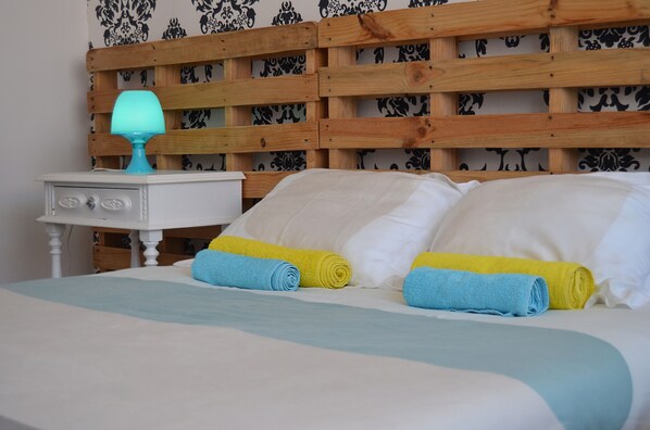 4 bedrooms, in-room safe, free WiFi, bed sheets