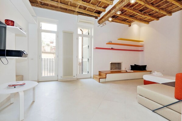 Flat-screen TV - Reginella - WR Apartments (Rome)