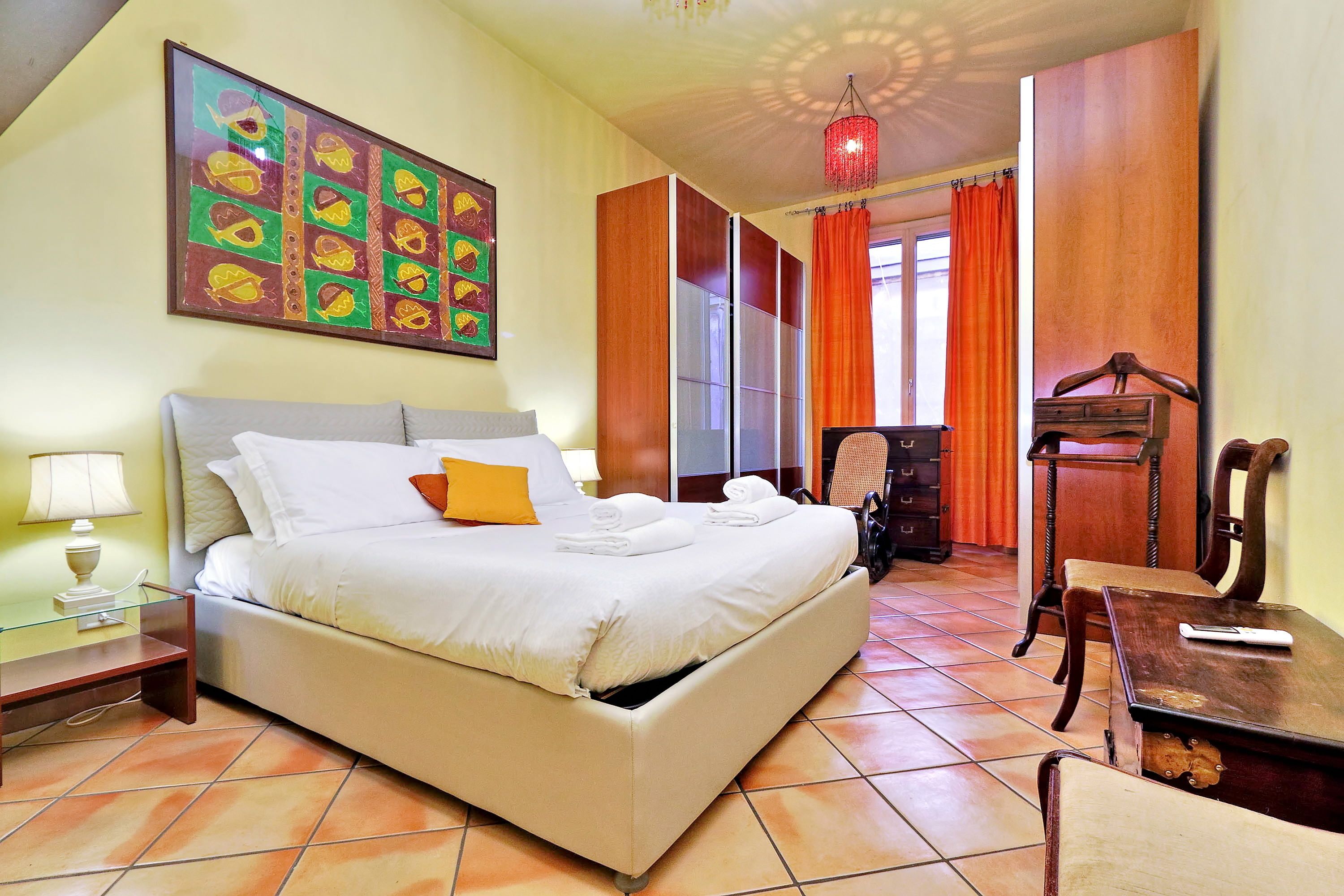 Apartment, 2 Bedrooms | 2 bedrooms, individually decorated, individually furnished, desk