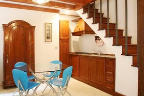 Apartment, 1 Bedroom | Living area