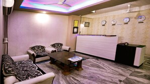 Reception - hotel runway (New Delhi)