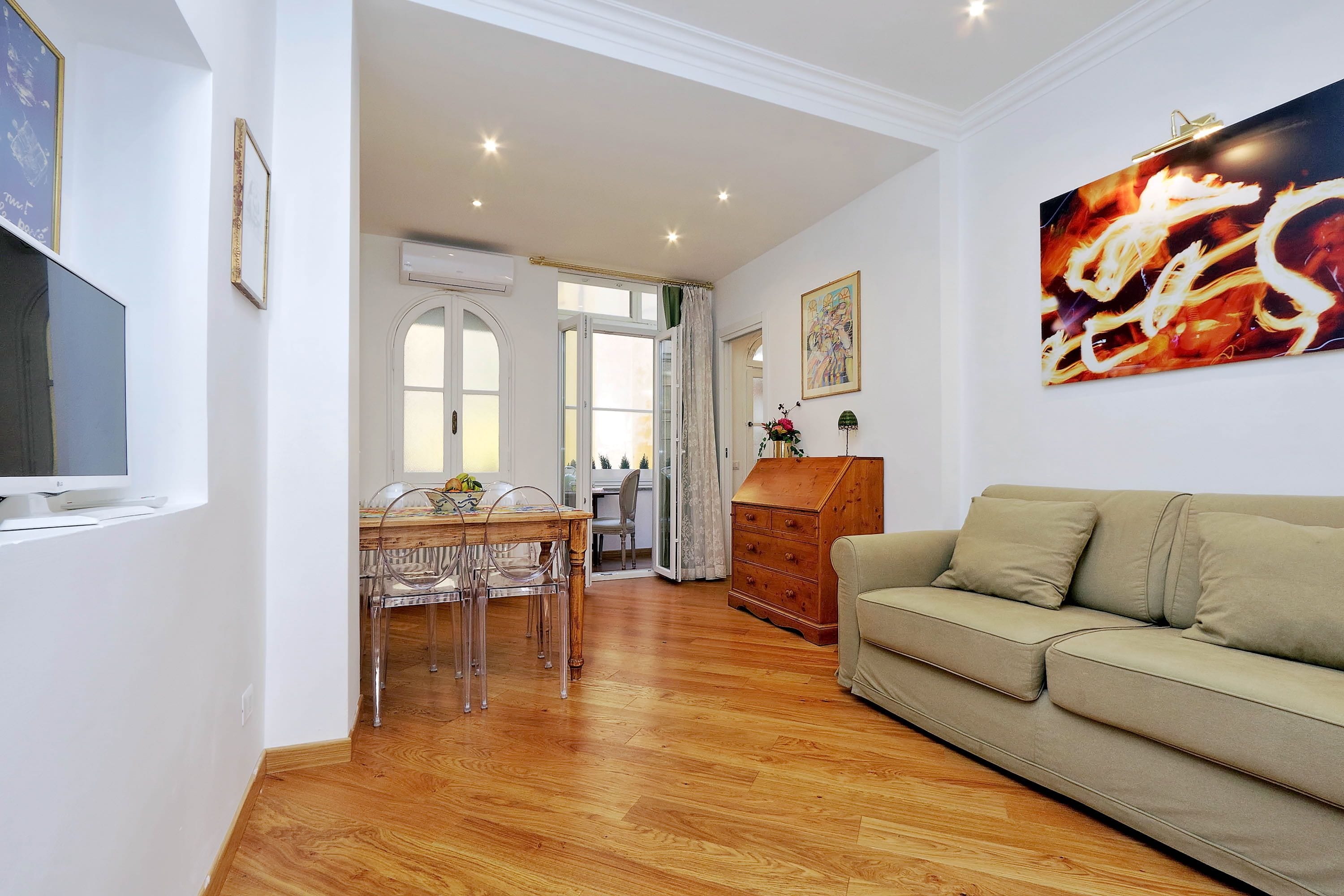 Televisión de pantalla plana 