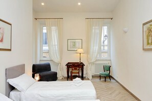 Appartement, 2 chambres | 2 chambres, décor unique, ameublement unique, fer et planche à repasser