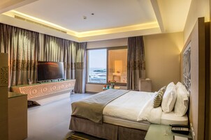 In-room safe, individually furnished, soundproofing, iron/ironing board