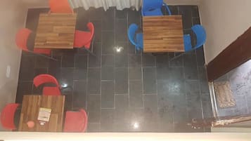Frühstück, Mittagessen und Abendessen