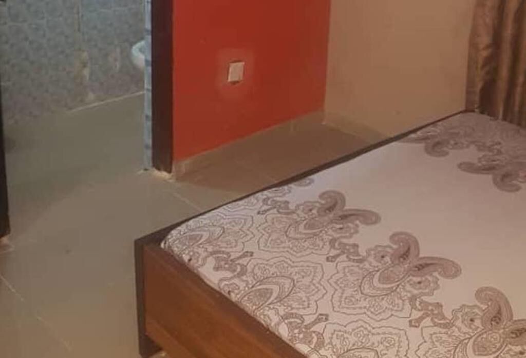 In-room safe, desk, free rollaway beds, bed sheets