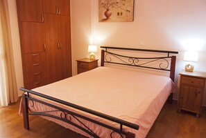 Apartment | 1 bedroom, premium bedding, iron/ironing board, free WiFi - Enjoy A Stunning View In The City (Kalamata)