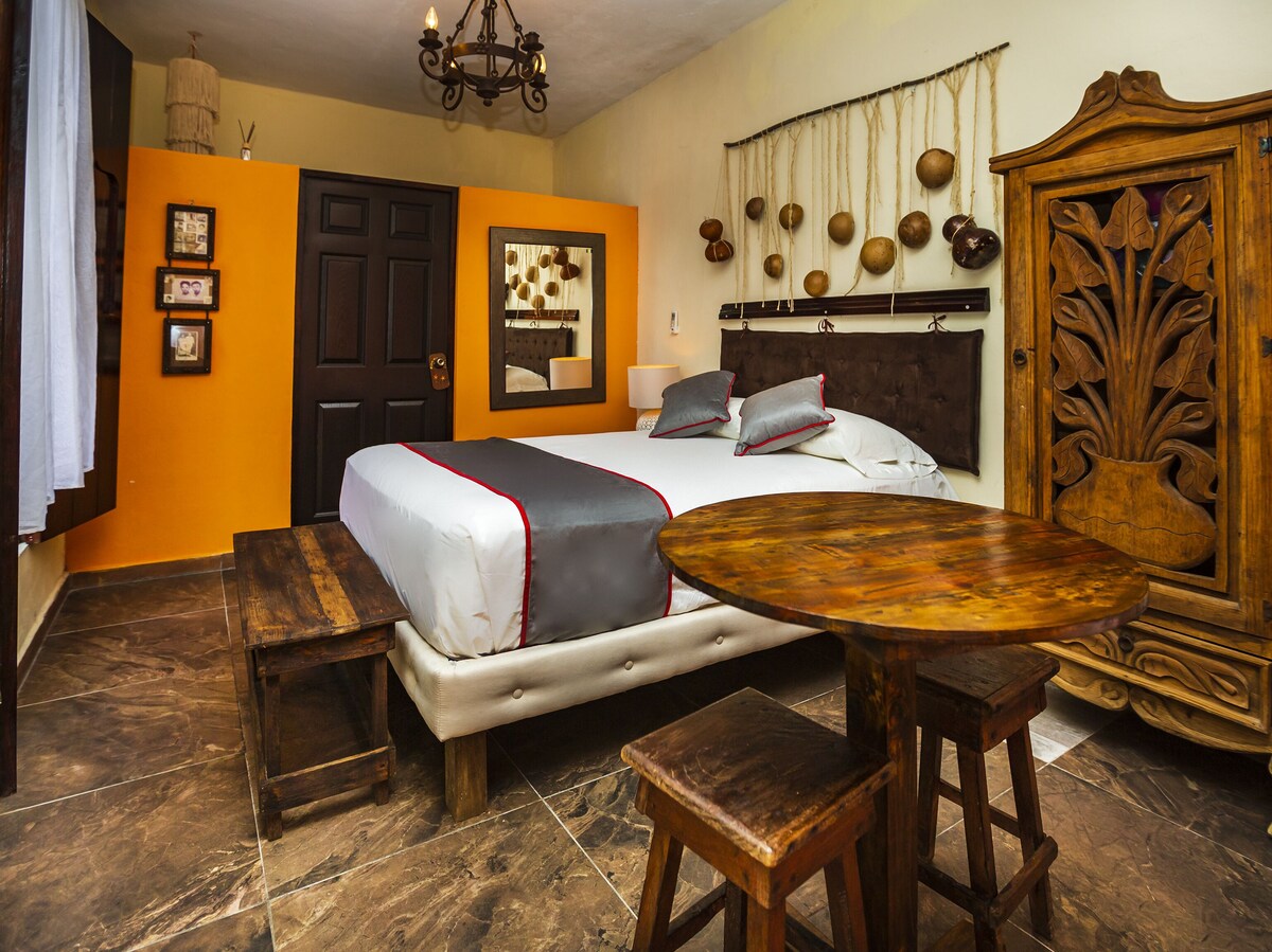 Casa Aluxes one bedroom accomodation