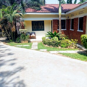 Front of property - Maribel Homes (Kampala)