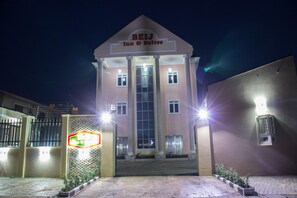 Front of property - evening/night - Beij-Inn & Suite Limited (Lagos)