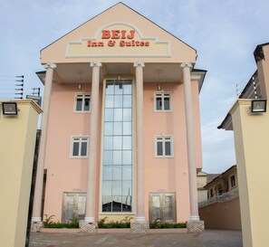 Overnatningsstedets facade