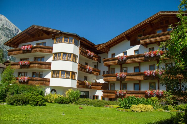 View from property - Hotel Munde (Telfs)