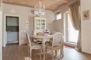 Appartement, 2 slaapkamers (L'Ovile) | Dineren op de kamer