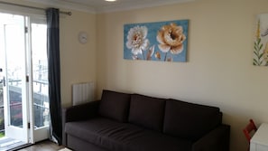 Apartment, 1 Bedroom, Ground Floor | Living area | Flat-screen TV - 1 Sterling Court City Center (Canterbury)