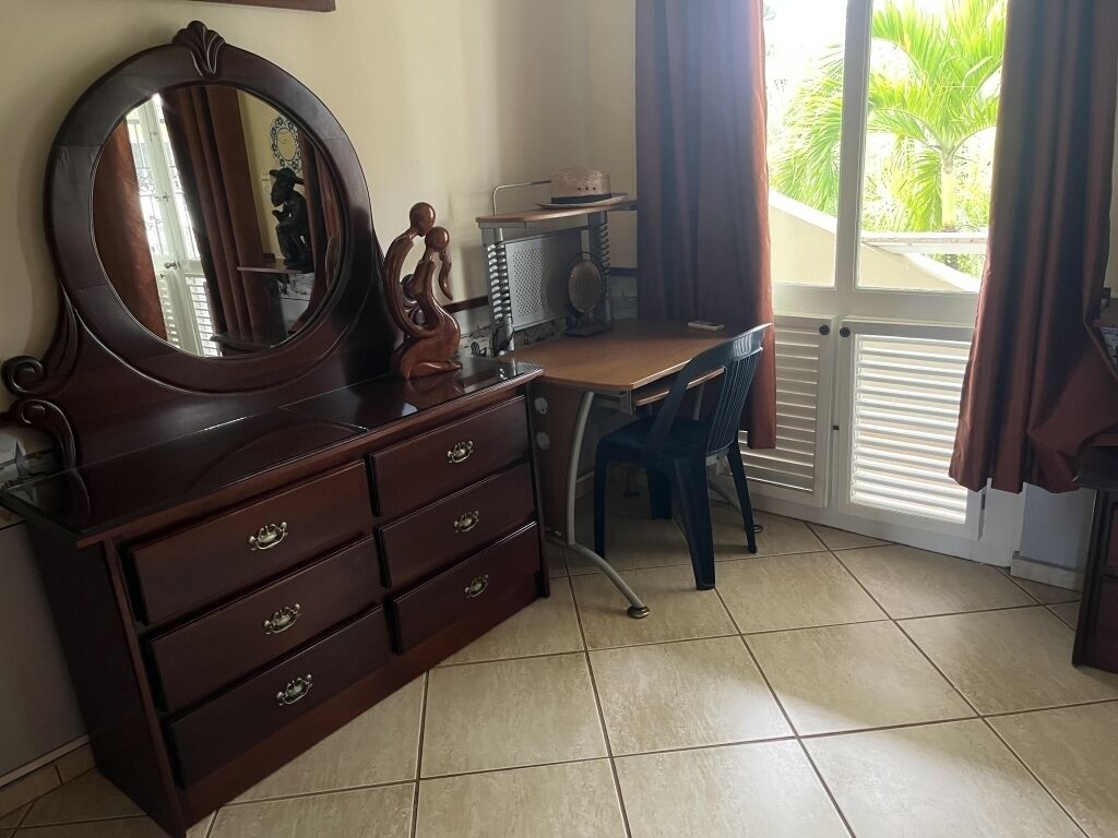 comfort suite, multiple beds, non smoking (131, 431) | living area | flat-screen tv