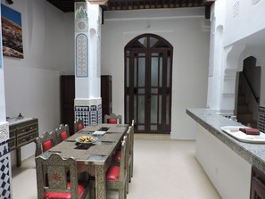 Breakfast, lunch, dinner served; local cuisine - Dar Martin (Fes)