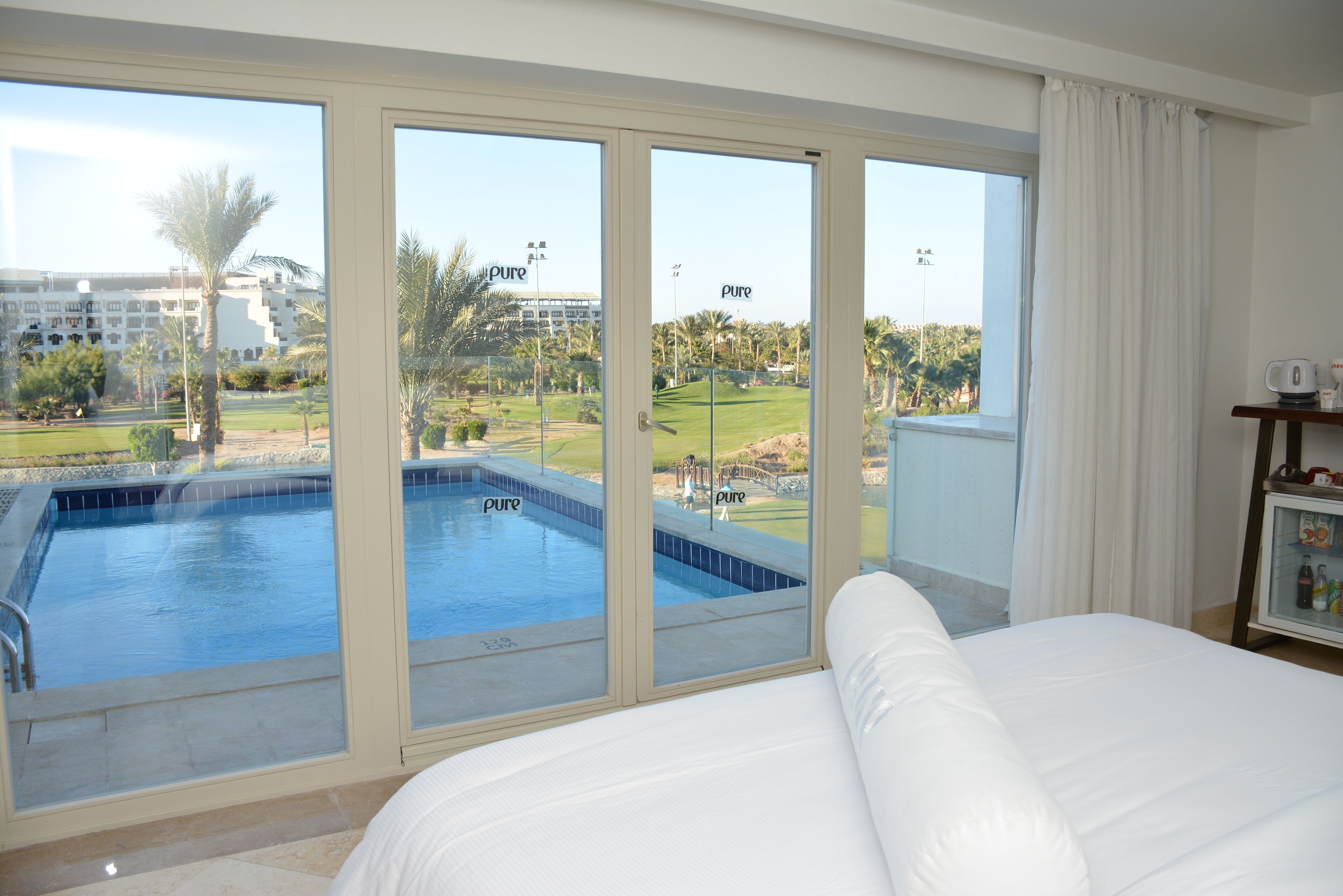 Suite (Golf Pool suite, with private pool) | Vue sur le jardin
