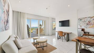 Suite (Penthouse Suite) | 1 slaapkamer, een minibar, een kluis op de kamer