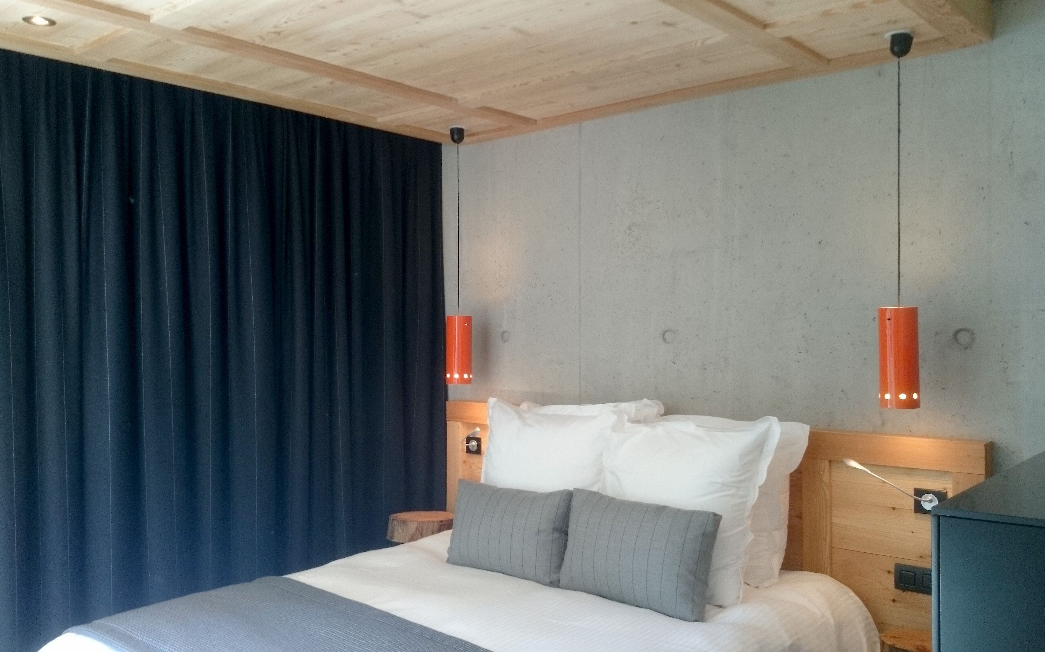 Dobbeltrom – classic, 1 queensize-seng, balkong, fjellutsikt | Minibar (inkludert), safe på rommet og blendingsgardiner