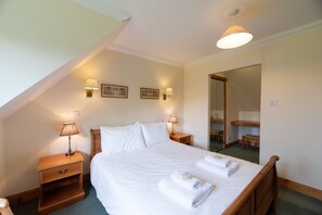 4 bedrooms