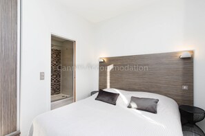 2 Schlafzimmer, Bügeleisen/Bügelbrett, kostenloses WLAN, Bettwäsche