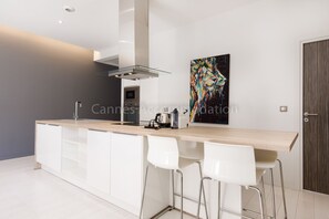 Lave-vaisselle, bouilloire électrique